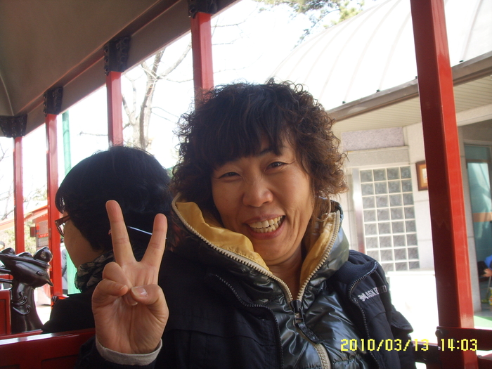 천진난만 큰북소녀관이.JPG