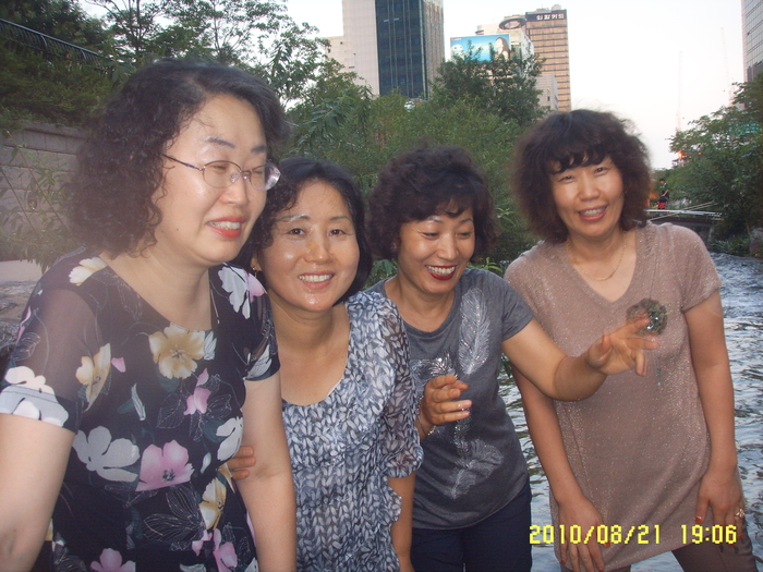 땡볕에도 신나.JPG