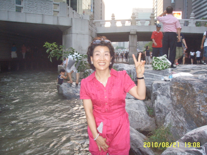 청계수에 드디어 발 철버덩 .JPG